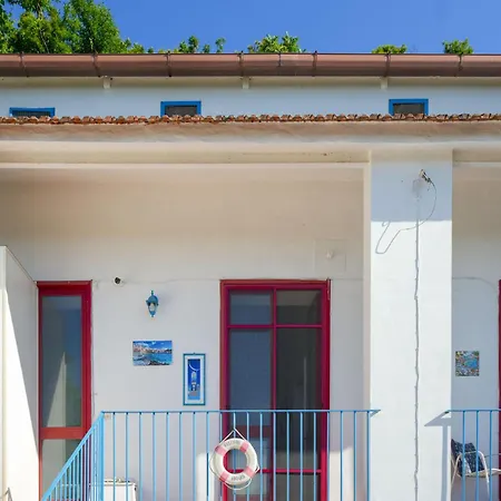 Apartment Marina Bay In Sorrento Coast 